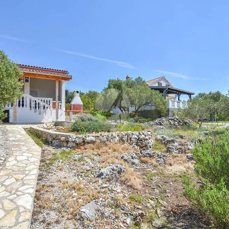 House Johan Tkon